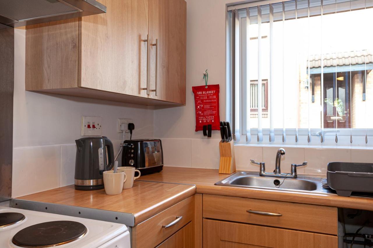 Spacious House In - Great Location! *